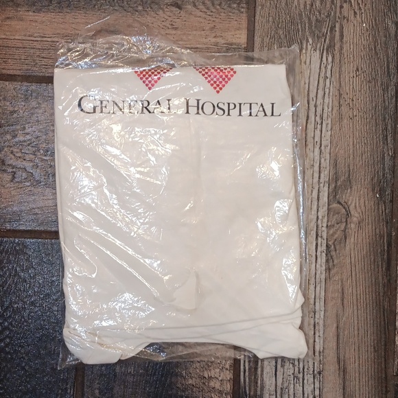 General Hospital Nurses Ball 2001 T-Shirt - Picture 2 of 3